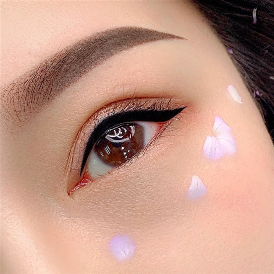 紋繡技巧：眉眼唇術(shù)后保養(yǎng)的知識(shí)