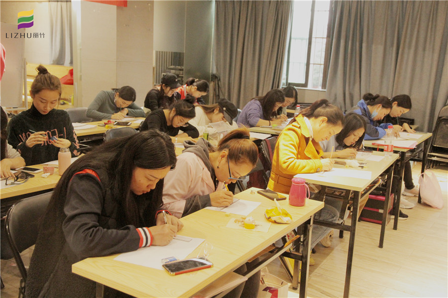 1602814340989921.jpg 1578379974974981.jpg