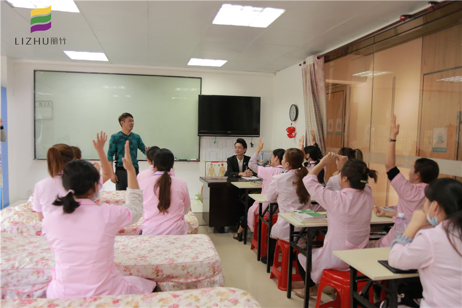 麗竹學(xué)校美容班的“愛(ài)情故事”來(lái)啦