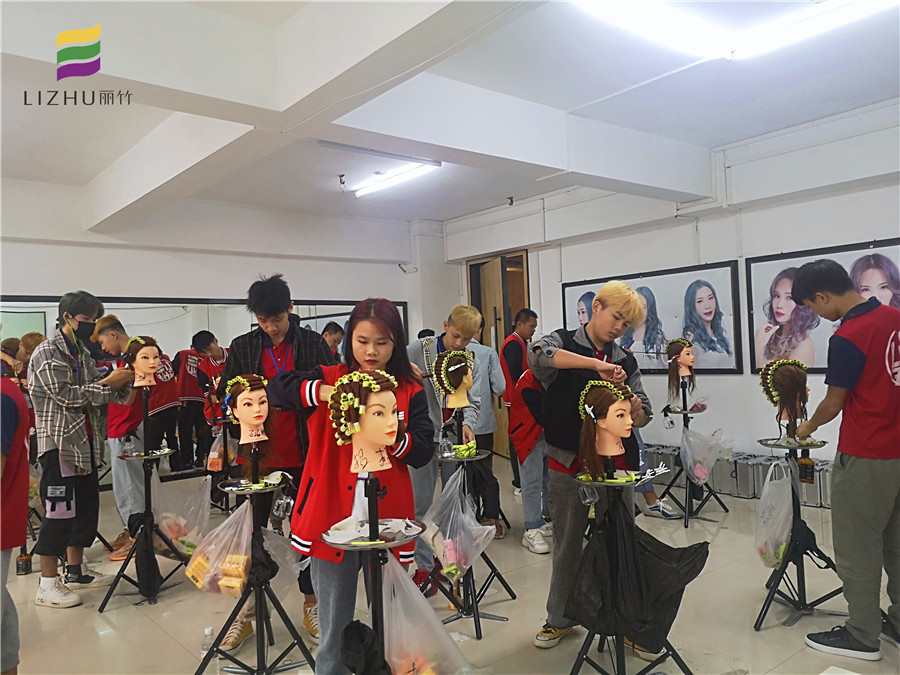 美發(fā)學(xué)校：早上好！美發(fā)追夢(mèng)人