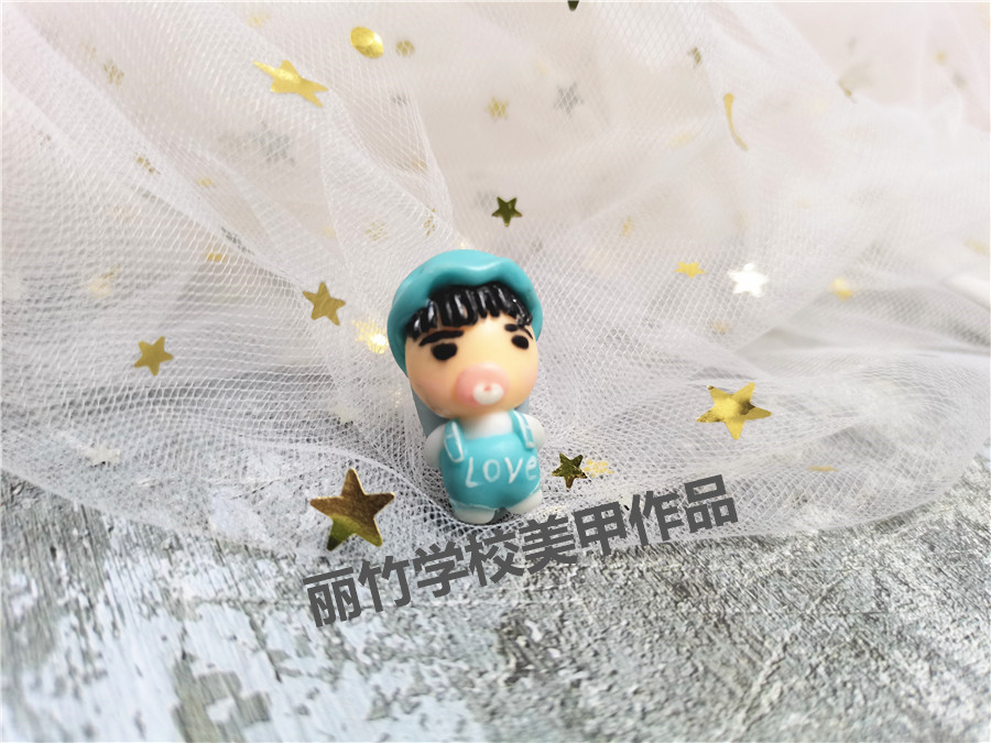 南寧美甲學校：不一樣的雕花美甲