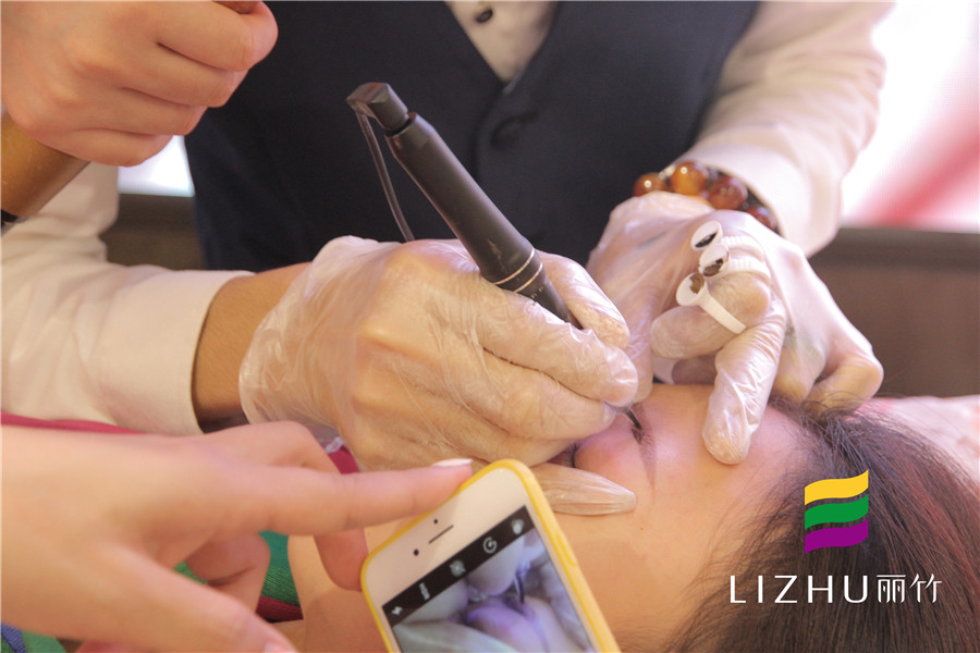 六種眉毛的紋繡操作方法，南寧紋繡培訓(xùn)學(xué)校分享