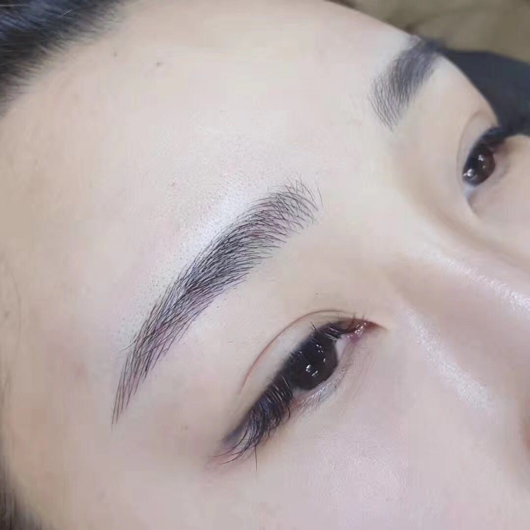 南寧紋繡學校：如何紋出個性眉型