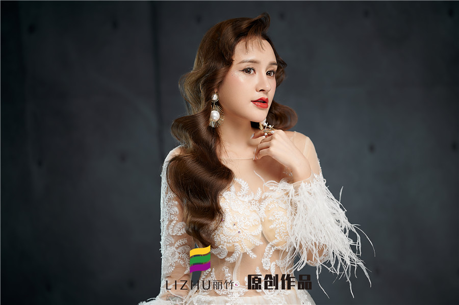 南寧化妝學(xué)校：韓式新娘妝容特點(diǎn)