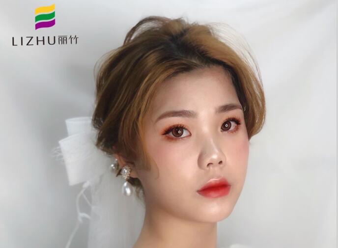 麗竹彩妝作品：韓式時尚新娘造型