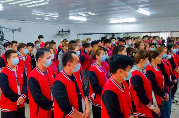 南寧美發(fā)學(xué)校：屬于學(xué)員的早會時間