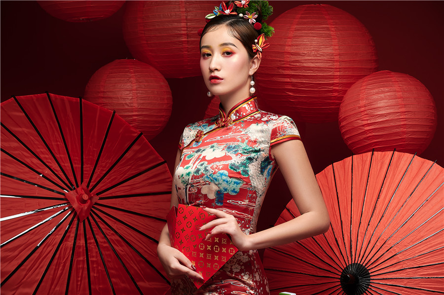 廣西彩妝培訓(xùn)：精致民國旗袍造型