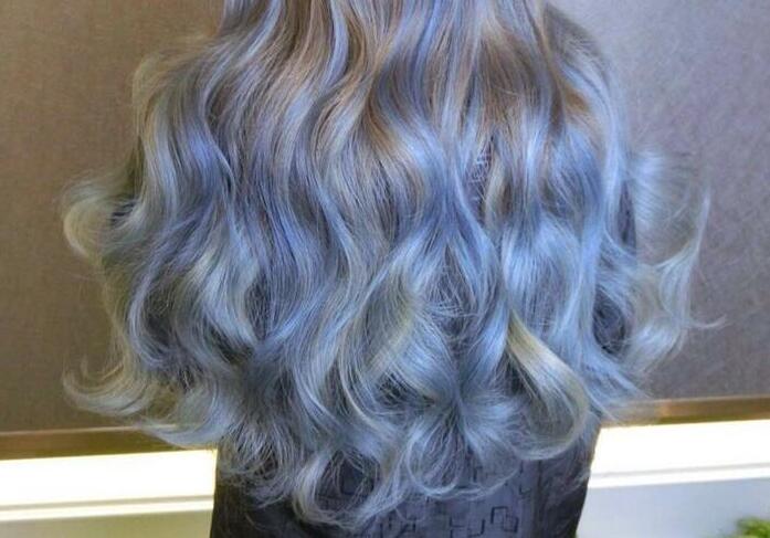 燙發(fā)后的護理技巧，南寧美發(fā)學校傾囊相授