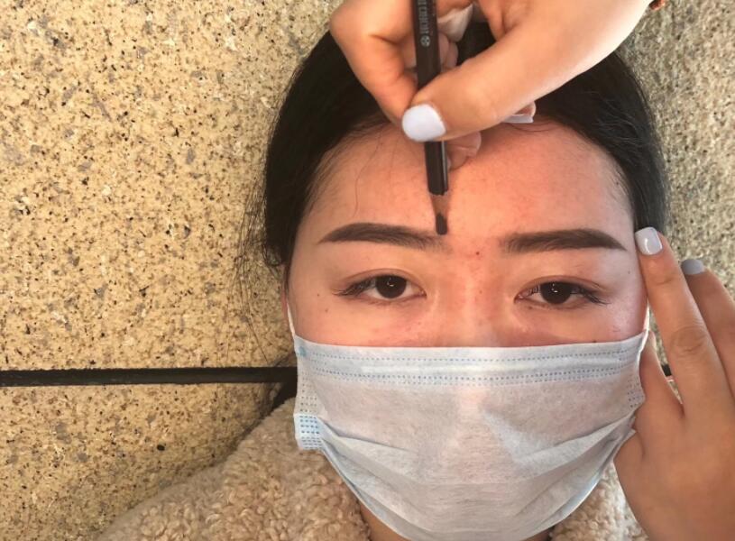 教你設(shè)計(jì)眉型的方法，幫你找南寧學(xué)紋繡的學(xué)校