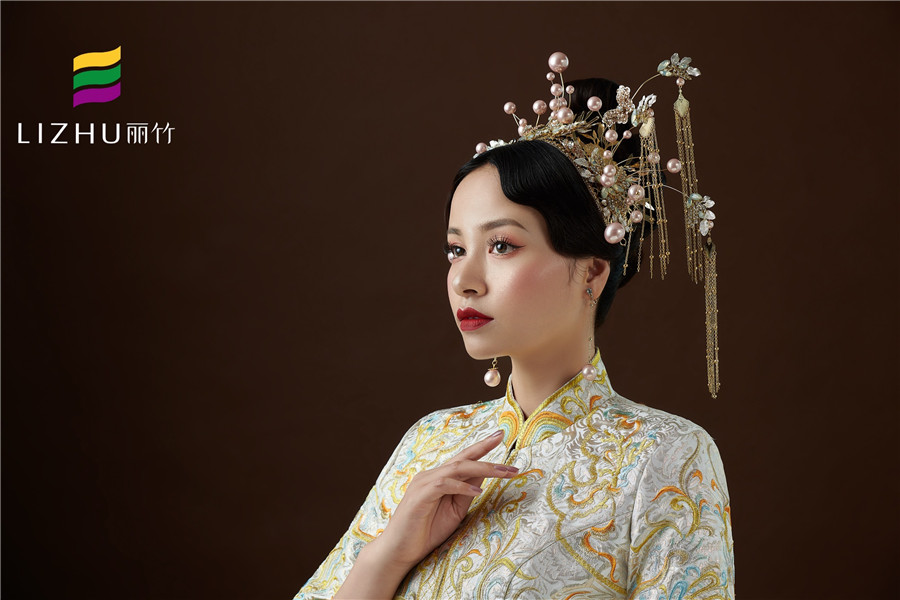 南寧專(zhuān)業(yè)化妝培訓(xùn)作品：中式新娘造型