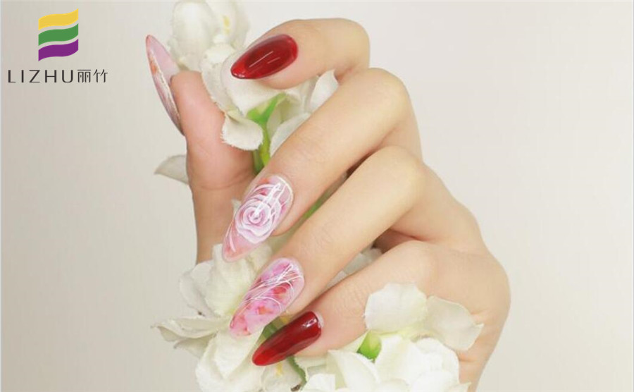 南寧專業(yè)美甲學校作品：夏日彩繪美甲