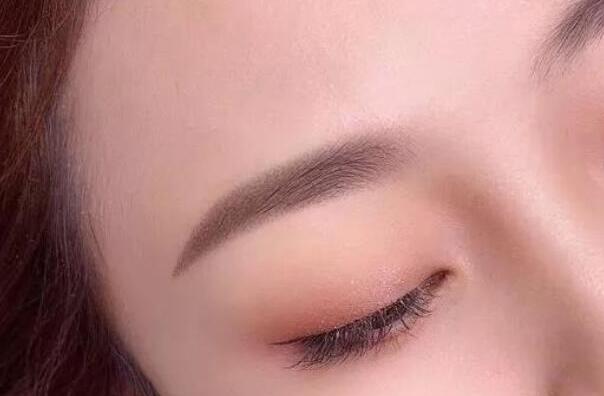 條眉為什么不上色？廣西正規(guī)紋繡培訓(xùn)幫你解答