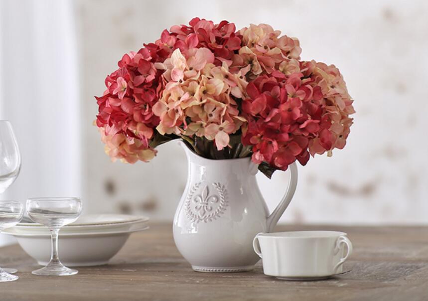 怎么延長繡球花的期限？快來和廣西插花培訓(xùn)班學(xué)習(xí)