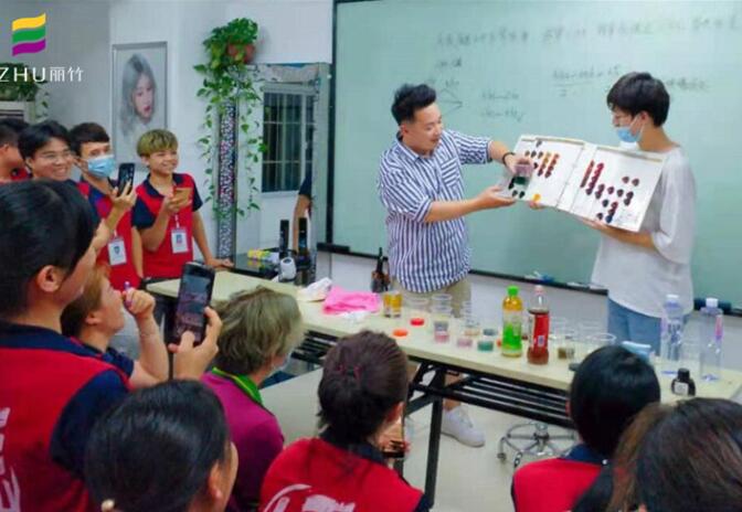 為什么美發(fā)要學(xué)色彩知識？南寧美發(fā)培訓(xùn)學(xué)校解釋給你聽