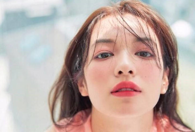 如何畫裸妝？快來南寧專業(yè)化妝學校學習