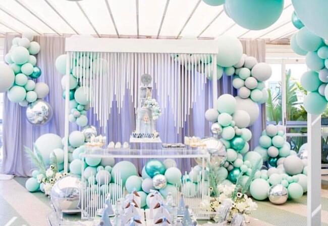 怎樣才能布置出好看的花藝氣球裝飾？南寧花藝學(xué)校教你