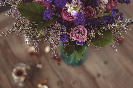 南寧插花培訓(xùn)教你常用的插花方式