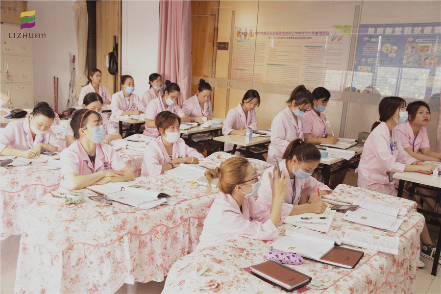 1626682177963967.jpg 1593834038622834.jpg