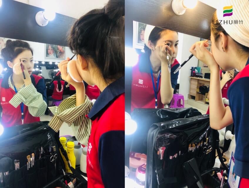 夏天脫妝怎么辦？南寧學化妝學校幫你解決