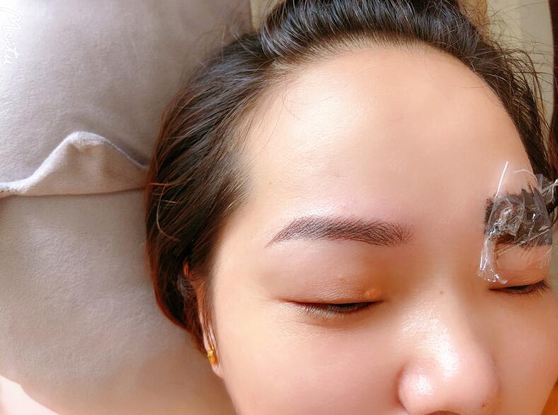 紋眉修復液怎么用？廣西正規(guī)紋繡學校教你