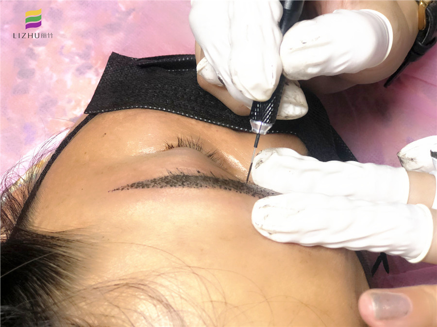 你的職業(yè)適合什么眉型？南寧紋繡培訓幫你分析