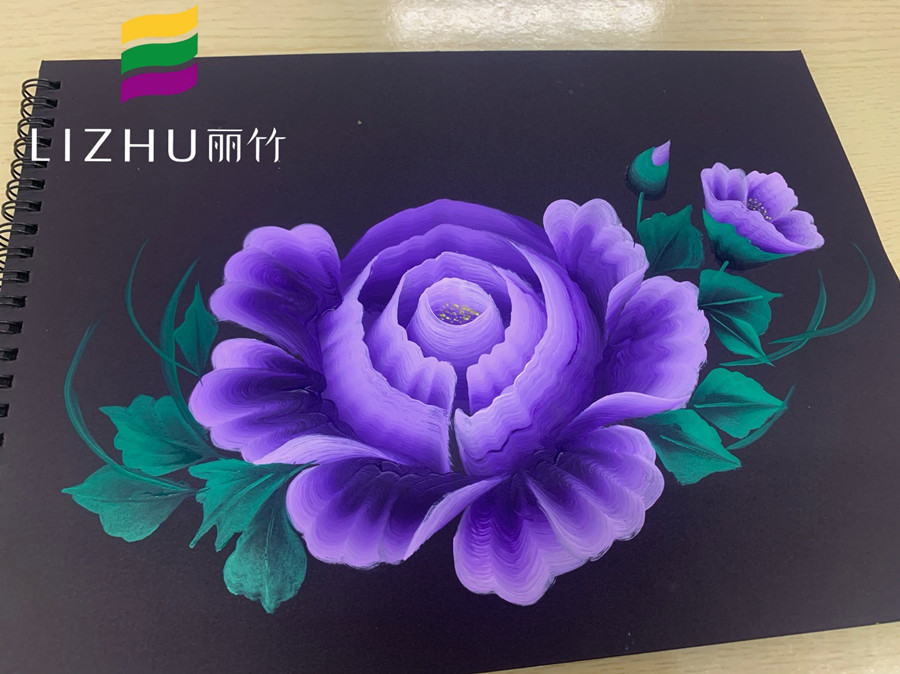 南寧美甲培訓(xùn)學(xué)校作品：3D美甲彩繪排筆