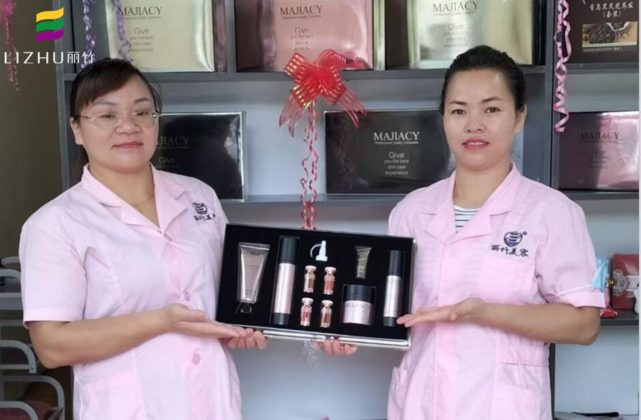 美容院拓客技巧免費(fèi)送，快來(lái)廣西美容學(xué)校看看