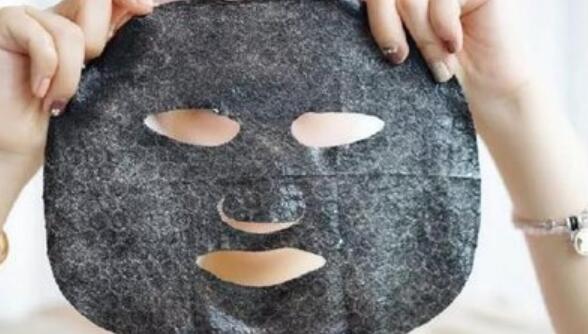 南寧美容護(hù)膚：如何在空調(diào)房快速補水？