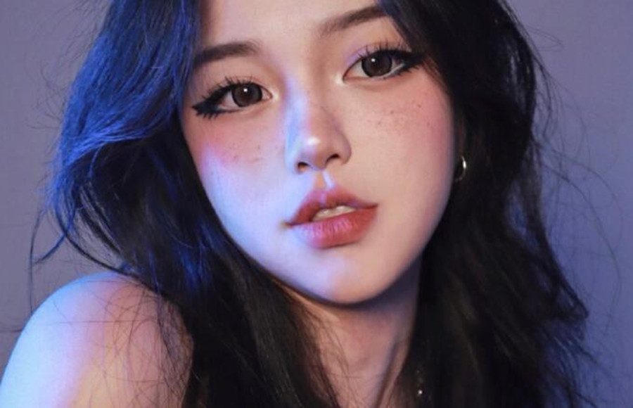 Egirl妝教程，南寧化妝學(xué)校找到了