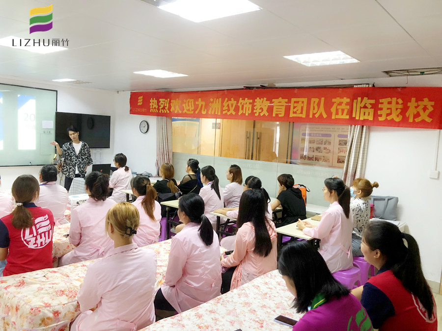 紋繡師的職業(yè)道德？南寧學紋繡的學校幫你總結(jié)