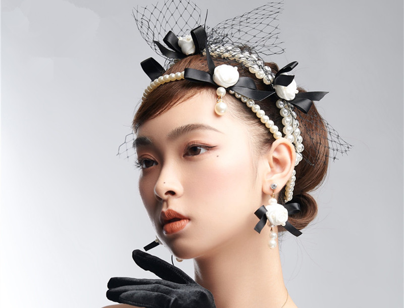 復(fù)古時(shí)尚新娘造型，實(shí)力證明南寧哪家化妝學(xué)校比較熱門(mén)