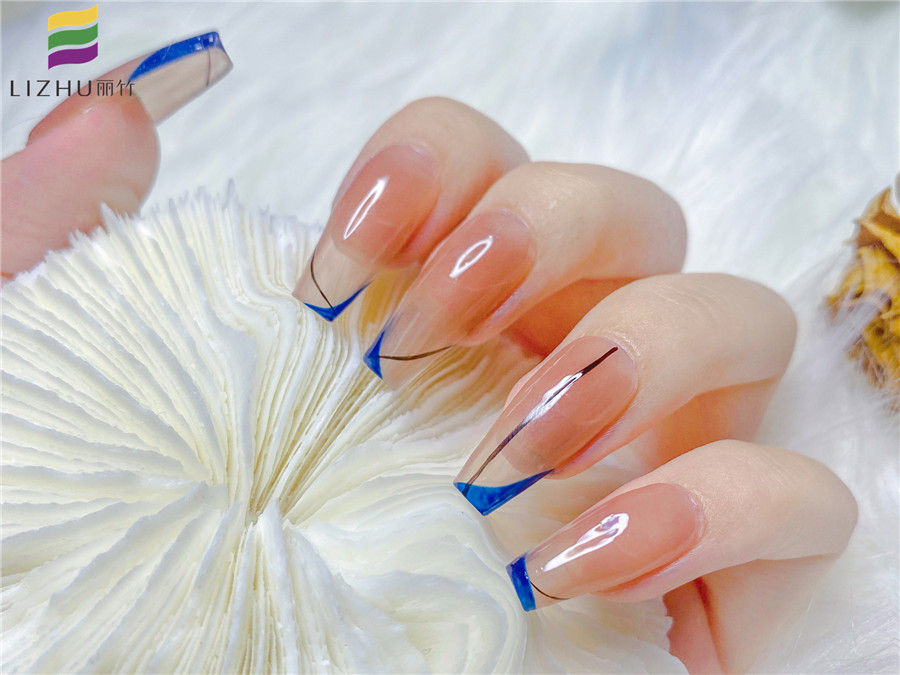 法式線條美甲，告訴你南寧排行前十名美甲學校是哪家