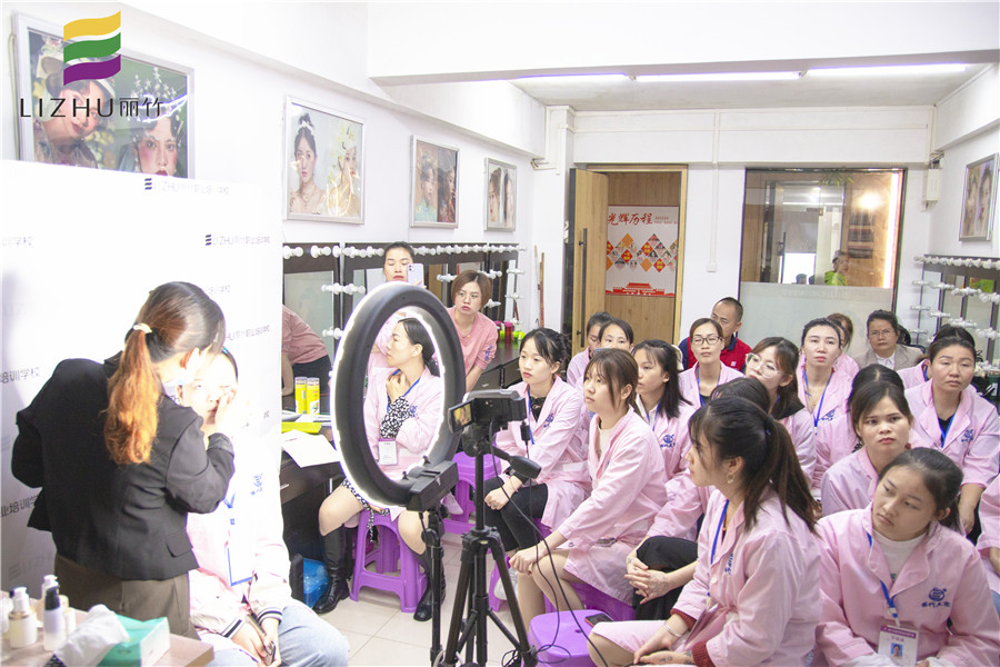 1636429327847176.jpg IMG_1195.jpg