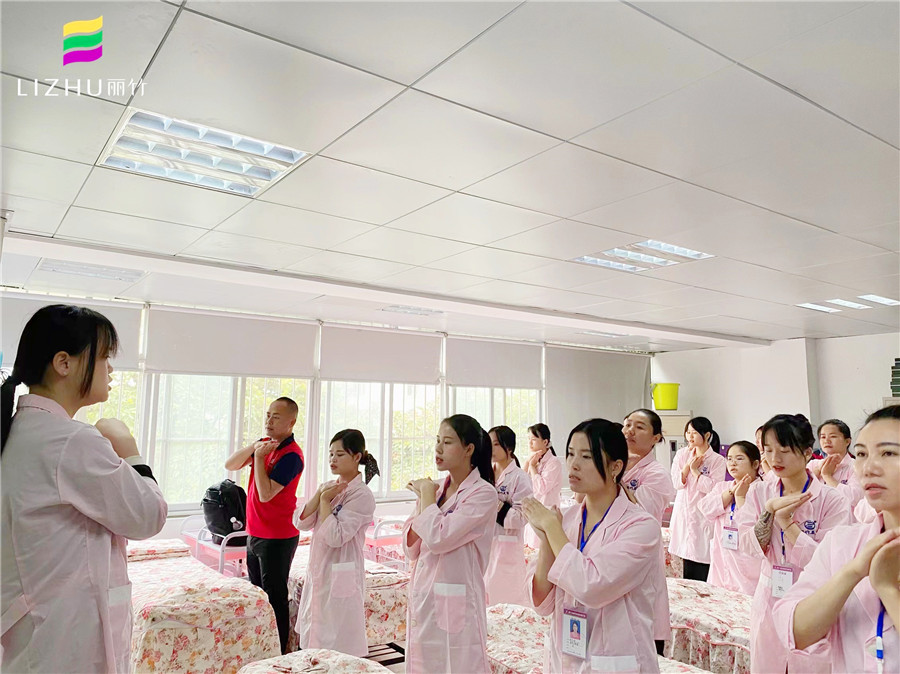 美容師鍛煉手操的方法，南寧美容課程分享