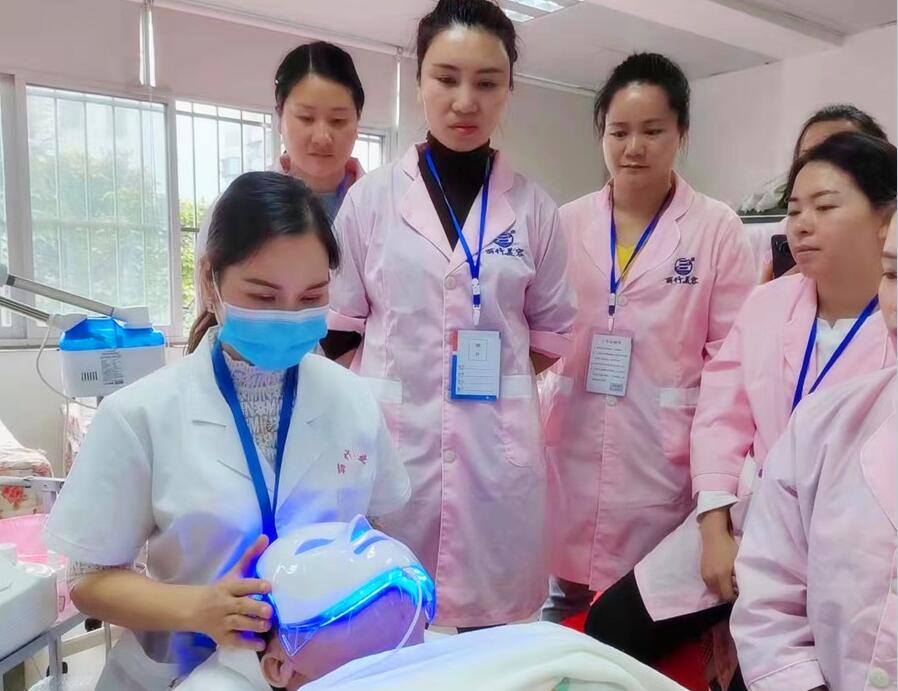 如何使用美容儀器小氣泡？南寧美容培訓(xùn)班教你方法