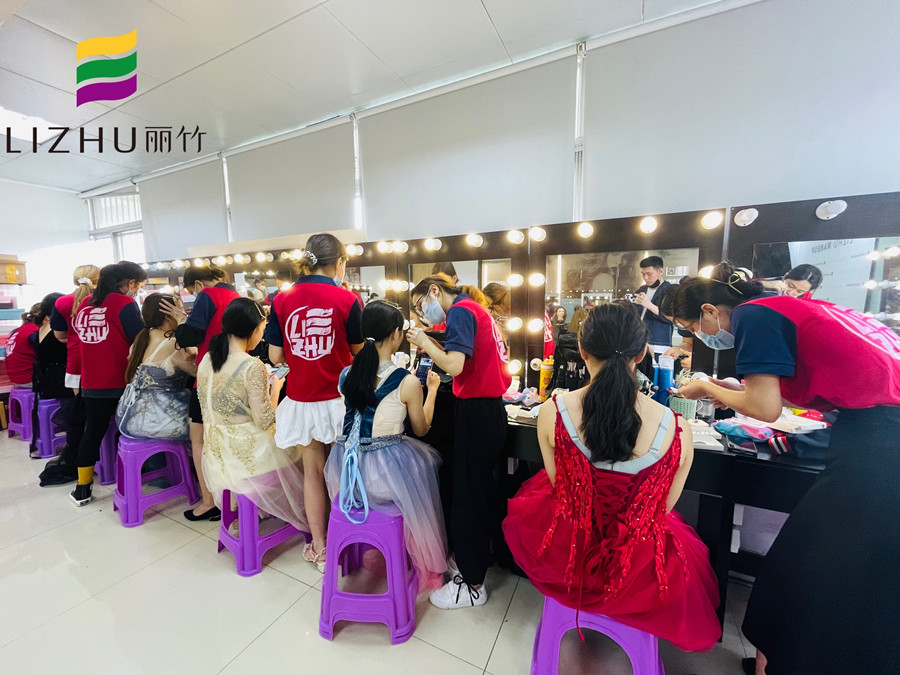 化妝師專(zhuān)屬的化妝技巧 |廣西化妝培訓(xùn)班分享