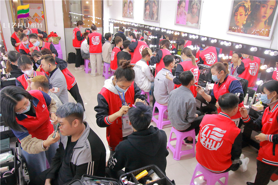 男士妝容的化妝技巧，南寧彩妝培訓(xùn)分享