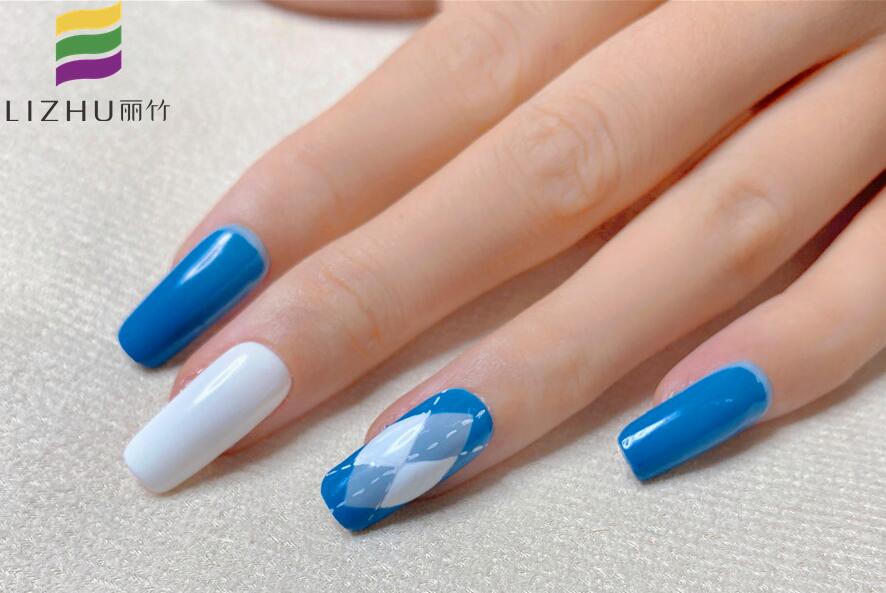 藍(lán)色格紋美甲，廣西美甲教學(xué)作品