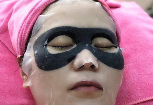 如何保養(yǎng)眼部？南寧美容養(yǎng)生技巧