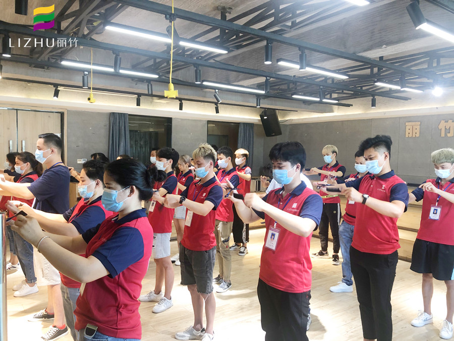 美發(fā)方圓三角裁剪方法，廣西剪發(fā)課程