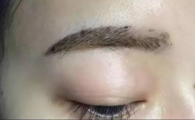 紋繡為什么要二次補(bǔ)色？南寧紋繡知識(shí)分享