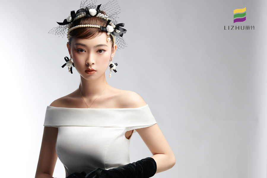 為什么新娘妝顯老？廣西彩妝教材給你分析