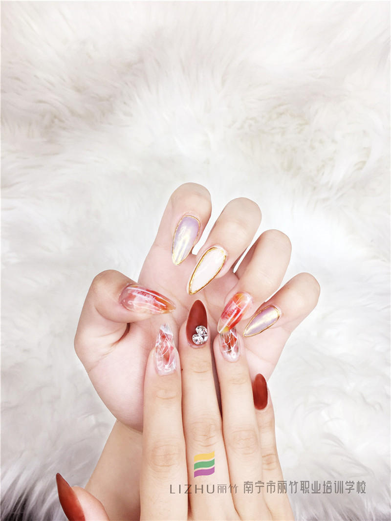 1650356125511034.jpg 美甲1.jpg
