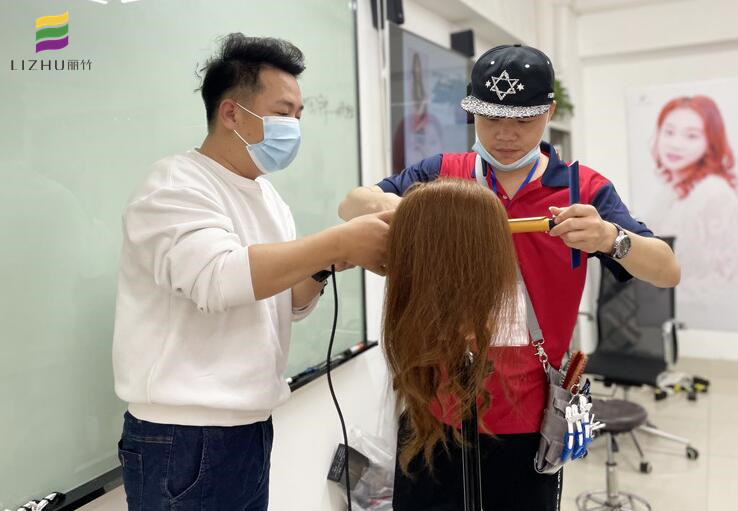 美發(fā)電棒基礎(chǔ)手法，南寧美發(fā)電棒造型培訓(xùn)班