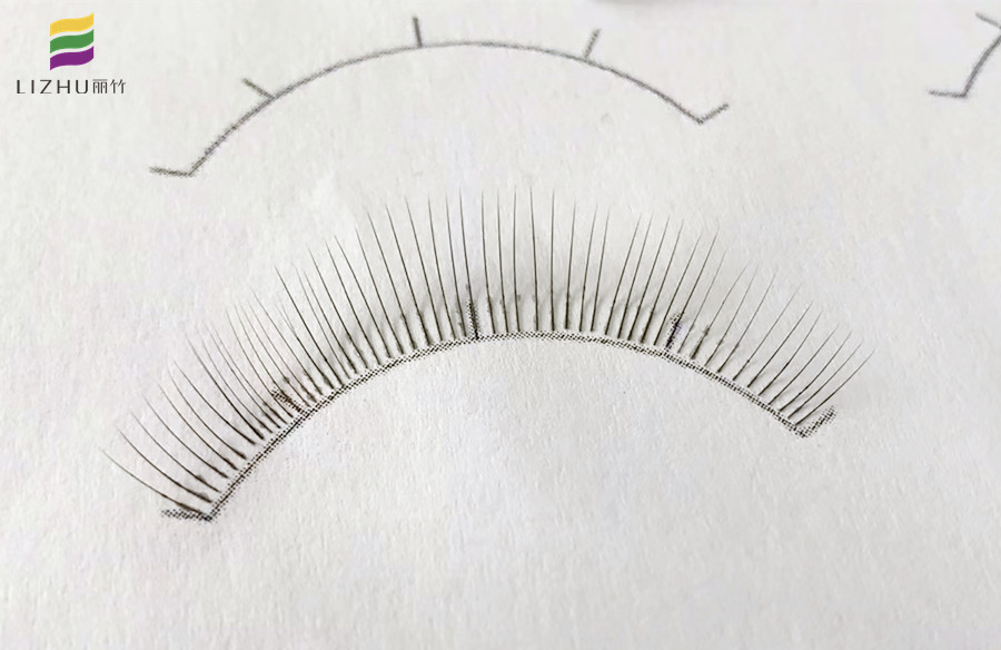 美睫練習(xí)方法多樣化，南寧美睫紋繡學(xué)校為你推薦