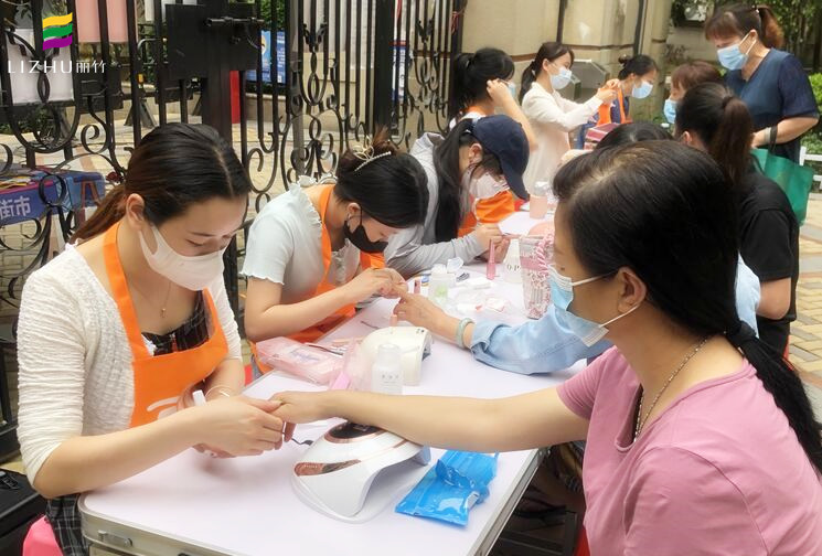 學(xué)美甲需要外出實(shí)踐嗎？南寧美甲學(xué)校專業(yè)分析