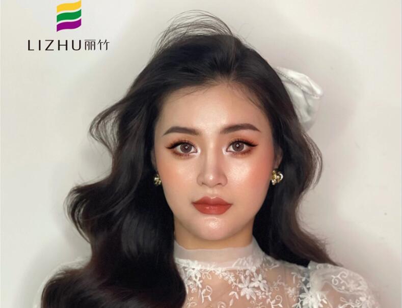 泰式新娘造型，展現(xiàn)另類風(fēng)情妝容