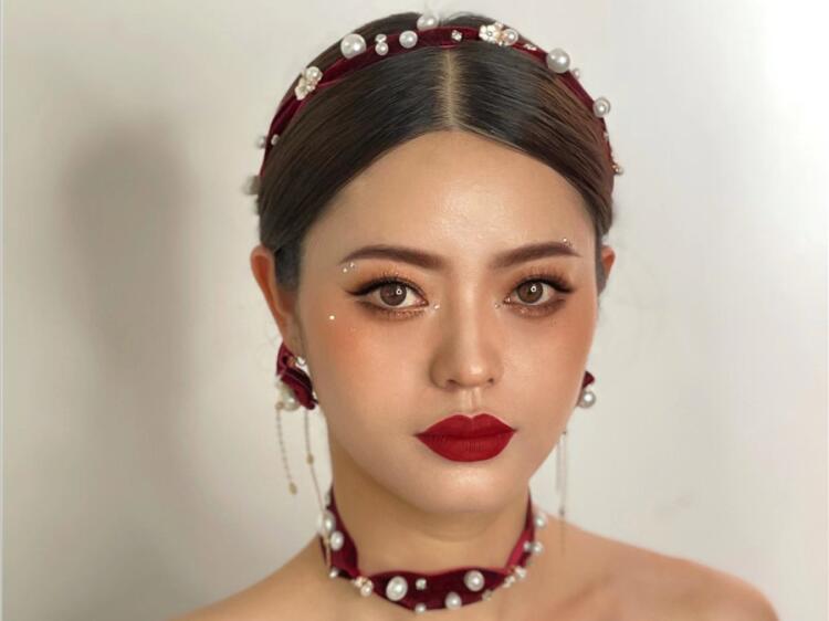 輕復(fù)古風(fēng)系列造型，南寧零基礎(chǔ)學(xué)化妝學(xué)員作品