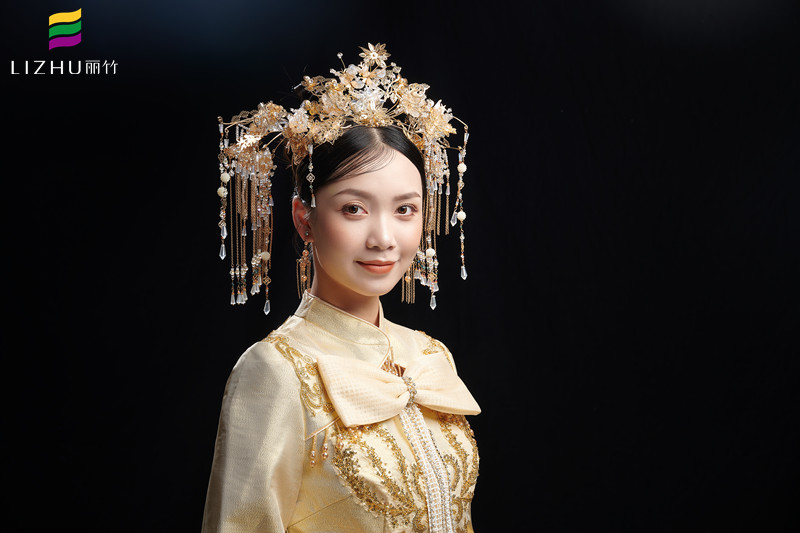 新中式新娘造型，演繹別樣中國美