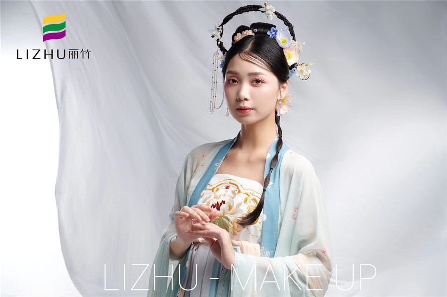 漢服彩妝造型，南寧排名前三化妝學校作品